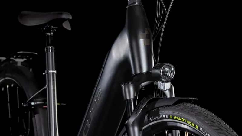 Cube Supreme Hybrid Comfort SLX 625 2025-6